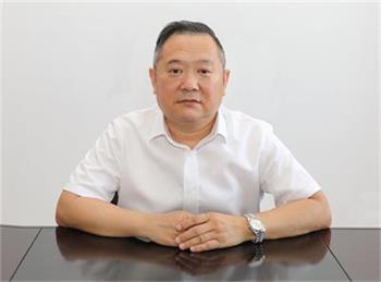 黨委書記、執(zhí)行董事——溫法璽.jpg